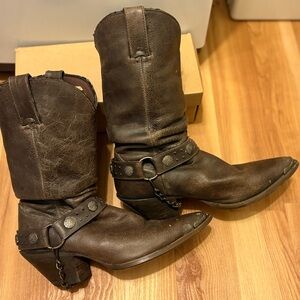 Durango Brown Heeled Boots